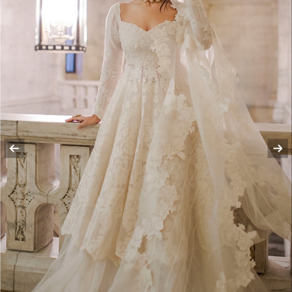 White Kalidaar Pashwas With Organza Lehenga and Dupatta Pakistani/Indian